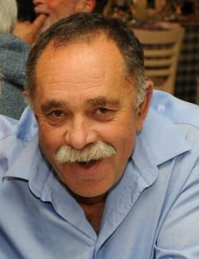 אריה אקוני